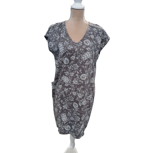 Pure Jill Dresses & Skirts - SOLD SOLD Floral Cotton Easy Knit Two-Pocket Tshirt Dress Med Petite